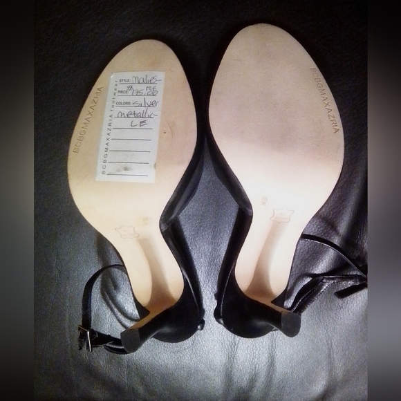 Black heels new - Picture 5 of 5